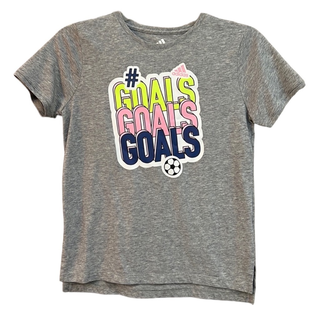 Adidas Girls gray short sleeve Soccer graphic tshirt, size youth large/14.​​